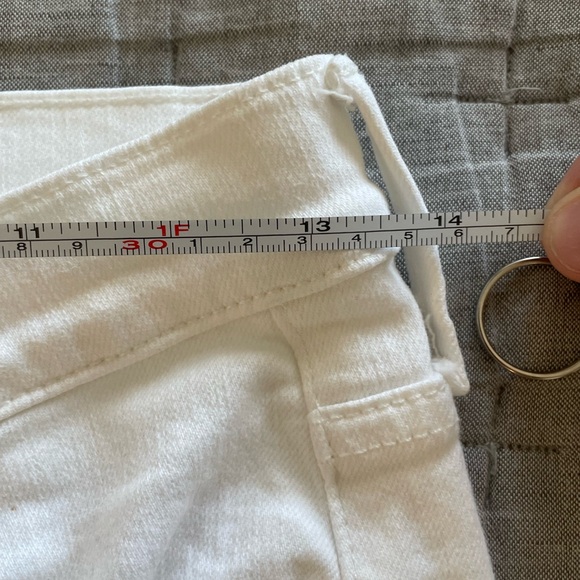 MOTHER Mid Rise Dazzler Ankle Jean, White sz 26 - Picture 7 of 9